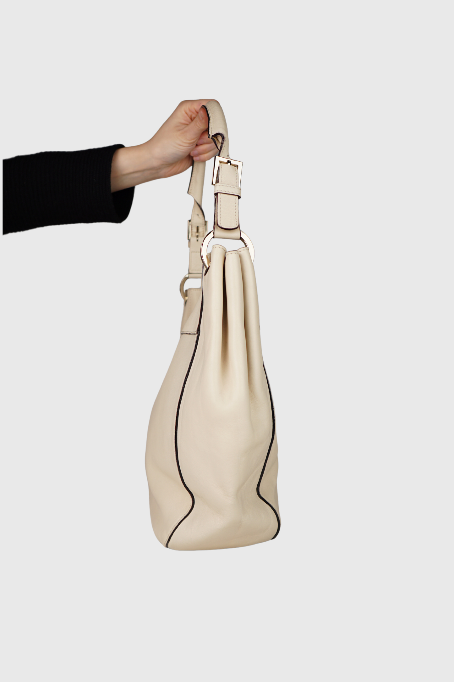 MAX MARA Hobo Tasche creme